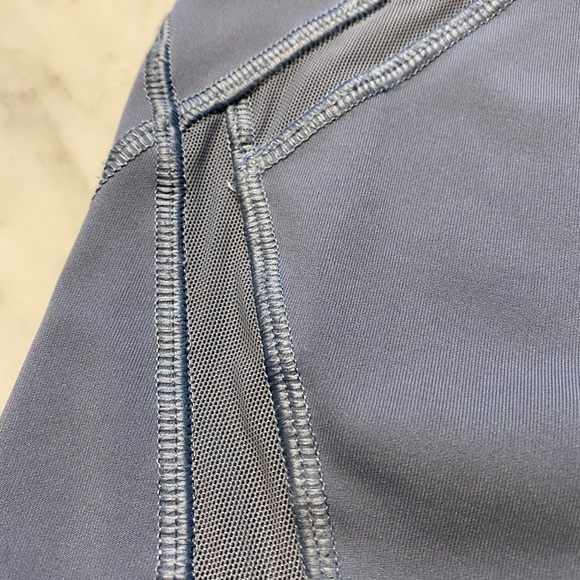 Lululemon crop leggings - Picture 4 of 6